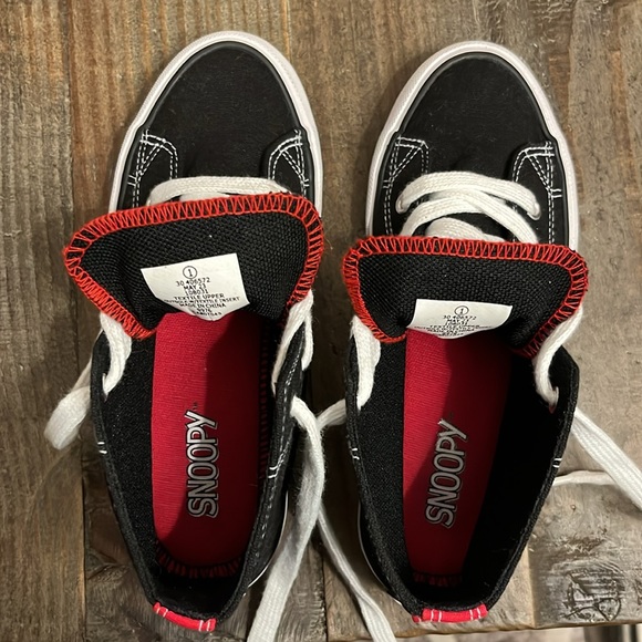 Snoopy - Girls Hightop Sneaker - Picture 7 of 10